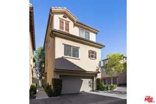 6840 De Celis Pl, Van Nuys, CA 91406 - Photo 1