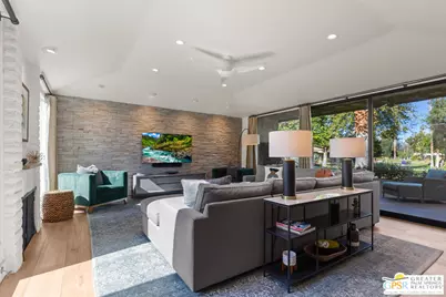 2332 Oakcrest Dr, Palm Springs, CA 92264 - Photo 1