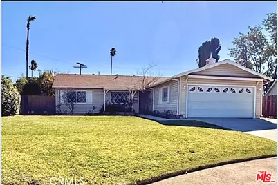 6300 Kenwater Ave, Woodland Hills, CA 91367 - Photo 1