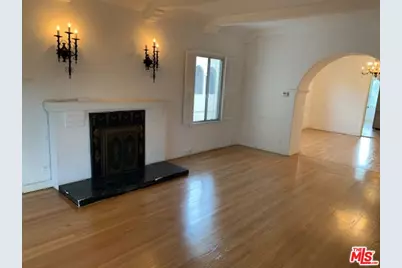 7970 Blackburn Ave, Los Angeles, CA 90048 - Photo 1