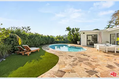 2767 La Cuesta Dr, Los Angeles, CA 90046 - Photo 1