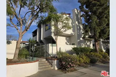 4866 McConnell Ave, Los Angeles, CA 90066 - Photo 1