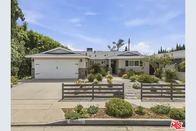 10430 Owensmouth Ave, Chatsworth, CA 91311 - Photo 1