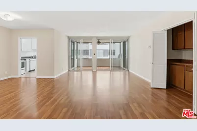 8701 Delgany Ave #111, Playa del Rey, CA 90293 - Photo 1
