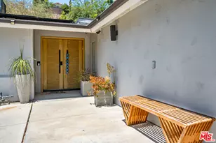 20159 Hatteras St, Woodland Hills, CA 91367 - Photo 1
