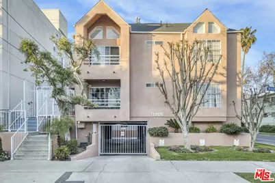 11205 Peach Grove St, North Hollywood, CA 91601 - Photo 1