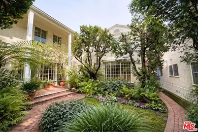 214 S Spalding Dr, Beverly Hills, CA 90212 - Photo 1