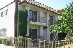 10836 Camarillo St, North Hollywood, CA 91602 - Photo 1