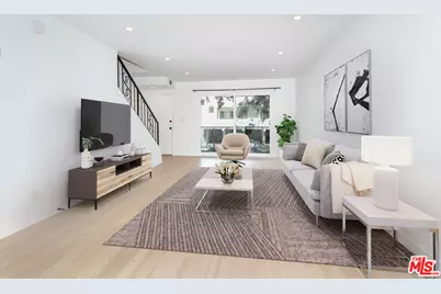 560 N Kings Rd #2, West Hollywood, CA 90048 - Photo 1