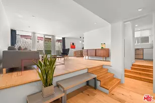 854 18th St, Santa Monica, CA 90403 - Photo 1