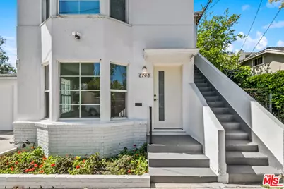 8710 W Sherwood Dr, West Hollywood, CA 90069 - Photo 1