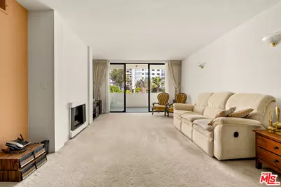 1250 S Beverly Glen Blvd #406, Los Angeles, CA 90024 - Photo 1