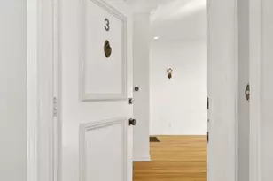 1326 Londonderry View Dr, Los Angeles, CA 90069 - Photo 1