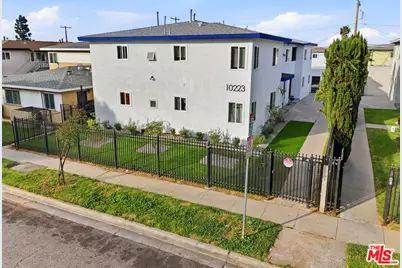 10223 Darby Ave, Inglewood, CA 90303 - Photo 1