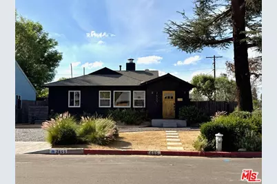 7455 Gaynor Ave, Lake Balboa, CA 91406 - Photo 1