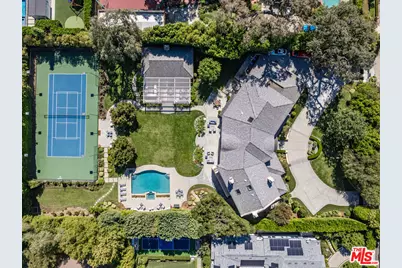 5200 Encino Ave, Encino, CA 91316 - Photo 1