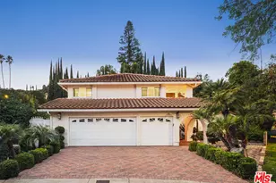 16230 Meadowcrest Rd, Sherman Oaks, CA 91403 - Photo 1