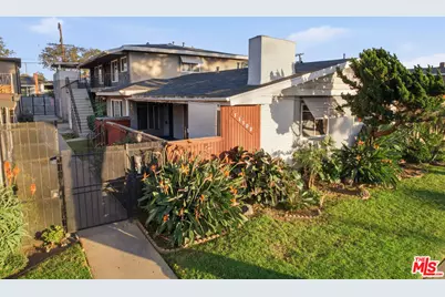 11102 Crenshaw Blvd, Inglewood, CA 90303 - Photo 1