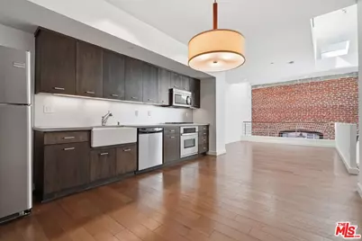 940 E 2nd St #20, Los Angeles, CA 90012 - Photo 1