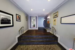 425 S Kenmore Ave, Los Angeles, CA 90020 - Photo 1