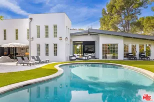 1100 Pine Dr, Beverly Hills, CA 90210 - Photo 1