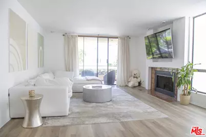 1312 S Saltair Ave #102, Los Angeles, CA 90025 - Photo 1