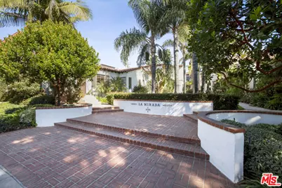 1033 9th St #1033C, Santa Monica, CA 90403 - Photo 1