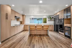 20 Voyage St, Marina del Rey, CA 90292 - Photo 1