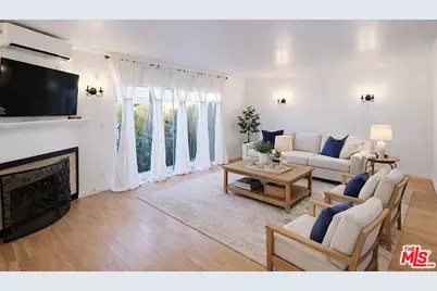 1141 19th St #5, Santa Monica, CA 90403 - Photo 1