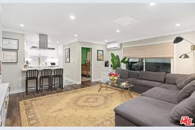 960 Larrabee St #105, West Hollywood, CA 90069 - Photo 1