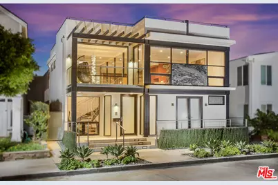 2105 E Balboa Blvd, Newport Beach, CA 92661 - Photo 1