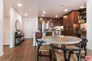 21301 Erwin St, Woodland Hills, CA 91367 - Photo 1