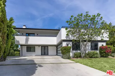 22623 Cavalier St, Woodland Hills, CA 91364 - Photo 1