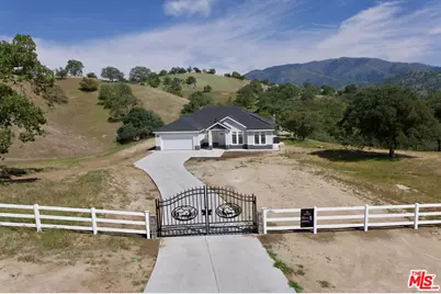 30460 Horsethief Dr, Tehachapi, CA 93561 - Photo 1