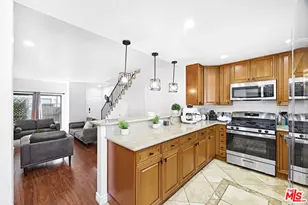 822 Victor Ave, Inglewood, CA 90302 - Photo 1