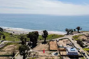 319 Via De La Paz, Pacific Palisades, CA 90272 - Photo 1