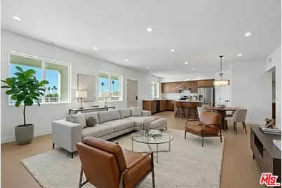 1717 Winona Blvd #202, Los Angeles, CA 90027 - Photo 1