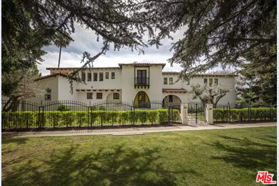 5470 Los Feliz Blvd, Los Angeles, CA 90027 - Photo 1