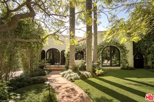 819 N La Jolla Ave, Los Angeles, CA 90046 - Photo 1