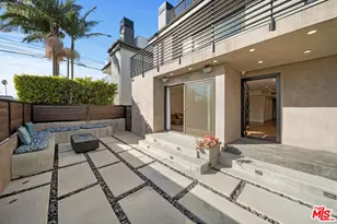 411 Grand Blvd, Venice, CA 90291 - Photo 1