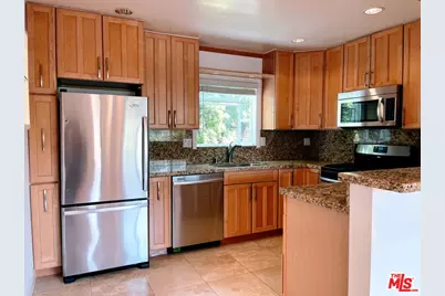 309 Broadway St #18, Venice, CA 90291 - Photo 1