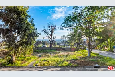 516 E Las Flores Dr, Altadena, CA 91001 - Photo 1