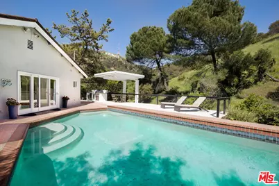3206 Canyon Lake Dr, Los Angeles, CA 90068 - Photo 1