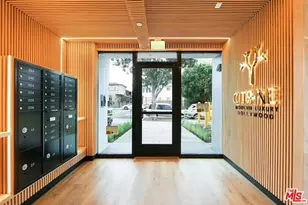 1525 N Hobart Blvd, Los Angeles, CA 90027 - Photo 1