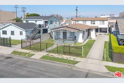 233 W 88th St, Los Angeles, CA 90003 - Photo 1
