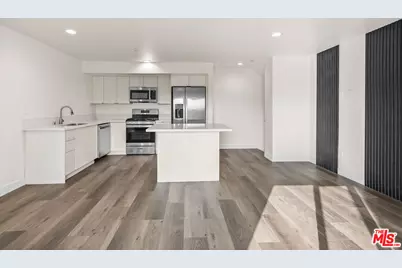 2525 Hauser Blvd #A, Los Angeles, CA 90016 - Photo 1
