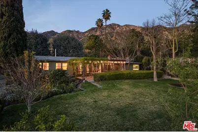 271 E Loma Alta Dr, Altadena, CA 91001 - Photo 1