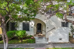 351 N Sierra Bonita Ave, Los Angeles, CA 90036 - Photo 1