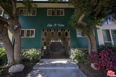 605 S Barrington Ave #17, Los Angeles, CA 90049 - Photo 1