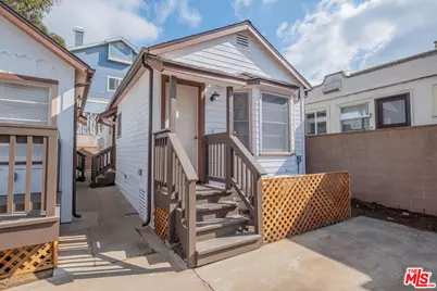 216 N Catalina Ave #E, Redondo Beach, CA 90277 - Photo 1